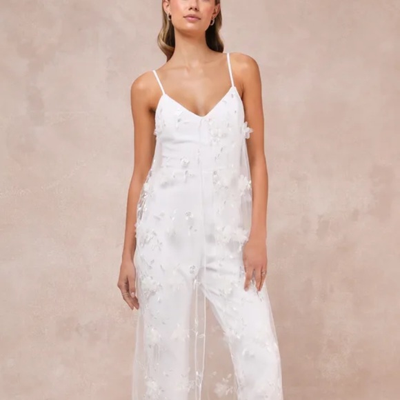 Elegant White Jumpsuit with Lace Train lulus size large - Picture 3 of 7